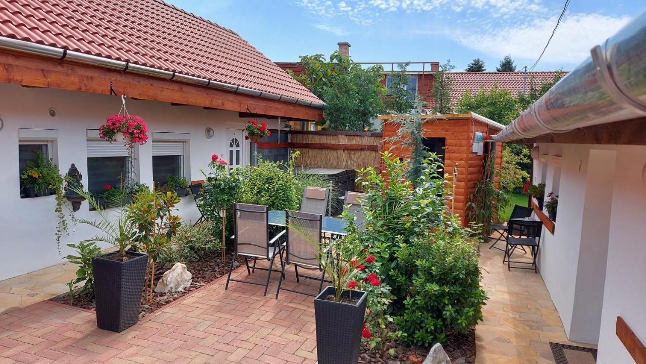 Gyongy Apartmanhazak Διαμέρισμα Gyöngyös Εξωτερικό φωτογραφία