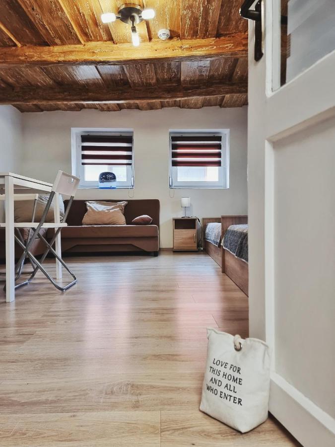 Gyongy Apartmanhazak Διαμέρισμα Gyöngyös Εξωτερικό φωτογραφία