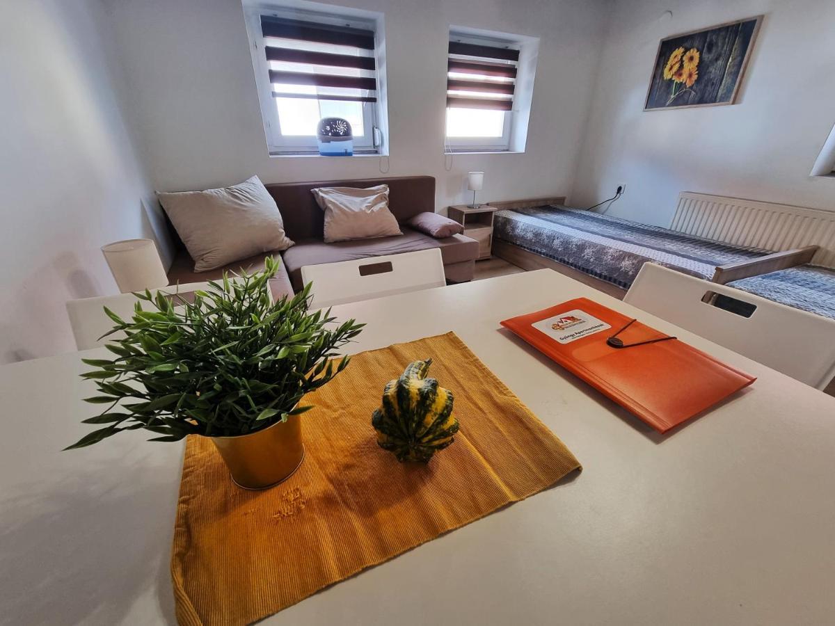 Gyongy Apartmanhazak Διαμέρισμα Gyöngyös Εξωτερικό φωτογραφία